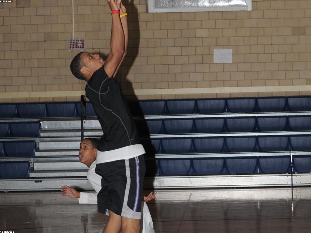 ការយល់ដឹងអំពីការបាញ់ស្លុតក្នុងកីឡាបាល់ជើង